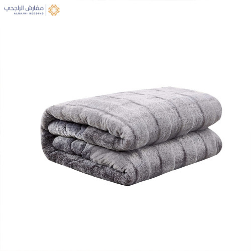 مفرش شتوي مخمل 4 قطع نفر