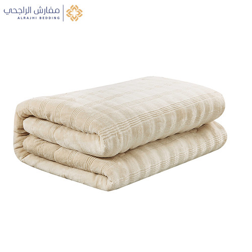 مفرش شتوي مخمل 4 قطع نفر 