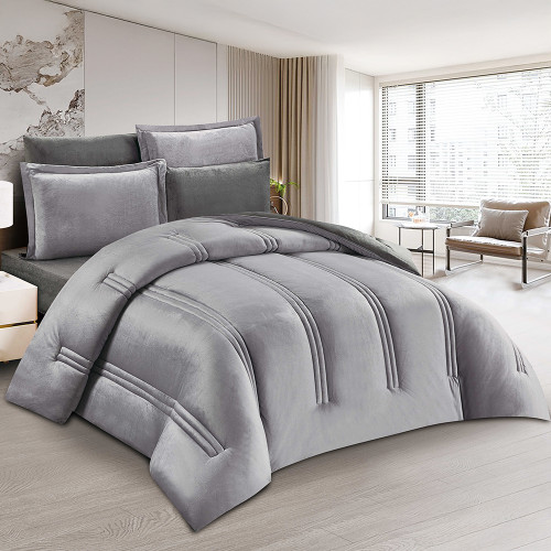 مفرش شتوي مخمل 7 قطع نفرين مفرش شتوي مخمل 7 قطع نفرين