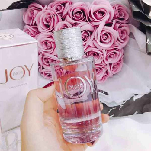 ديور عطر جوي للنساء أو دو بارفان 90 مل ديور عطر جوي للنساء أو دو بارفان 90 مل