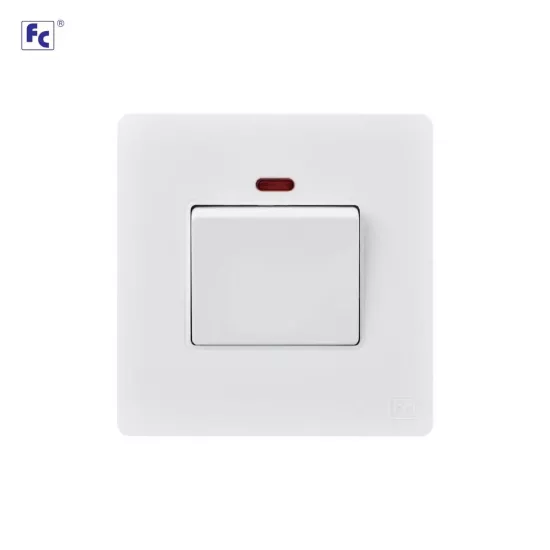 مفتاح سخان مفرد 20 امبير 3*3 ابيض - اف سي 