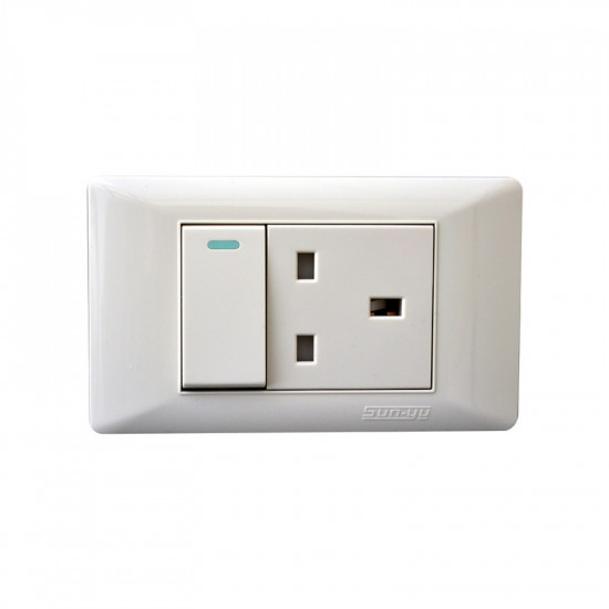 فيش 13 امبير + مفتاح منفصل 2*4 - صن يو 6