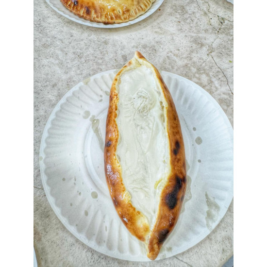 فطيرة لبنة بالجبن 