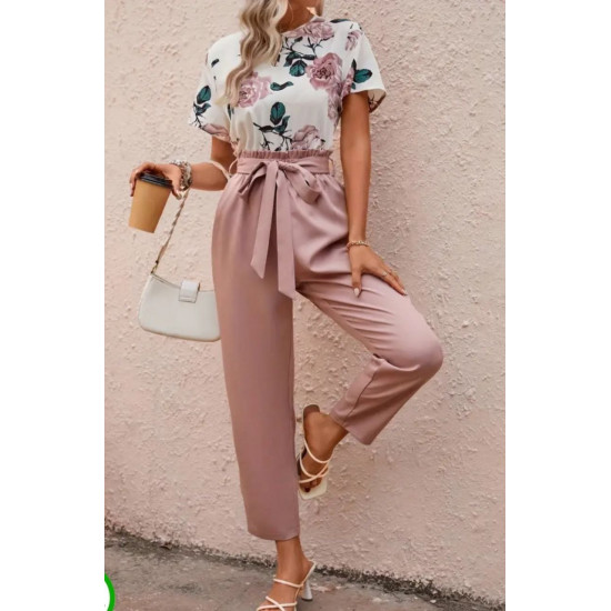 طقم بلوزه وبنطلون طباعة الأزهار مع حزام بالون الوردي طقم بلوزه وبنطلون طباعة الأزهار مع حزام بالون الوردي