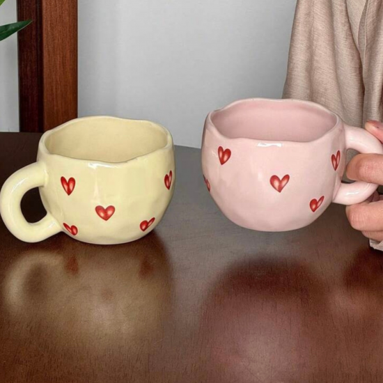 كوب قهوة سيراميك بشكل قلب عالي الجودة 