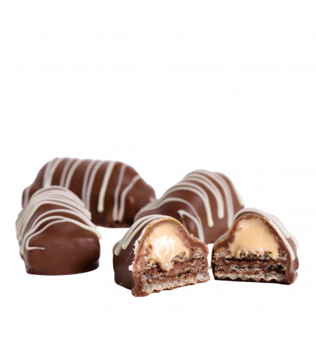 شوكولاته ويفر بكريمة الفول السوداني  شوكولاته ويفر بكريمة الفول السوداني