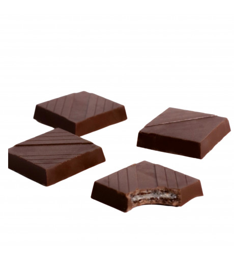 شوكولاتة ويفر ساده شوكولاتة ويفر ساده