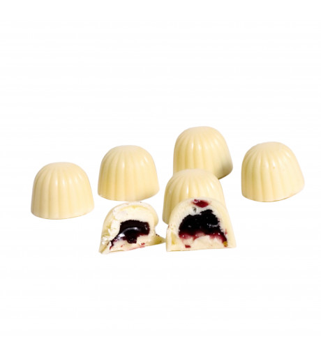 شوكولاته وايت زبادي مع توت