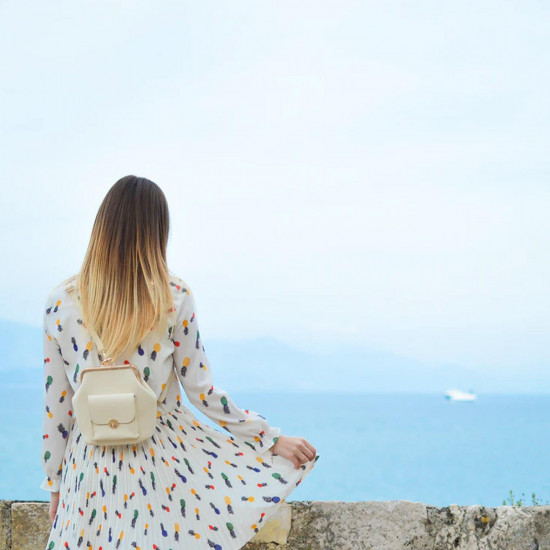 فيم فريش بودر 200 جم فيم فريش بودر 200 جم