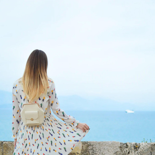 فيم فريش سبراي معطر 125 مل فيم فريش سبراي معطر 125 مل