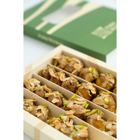 تمر سكري فاخر بحشوات مشكلة 800جم طبيعي تمر سكري فاخر بحشوات مشكلة 800جم طبيعي