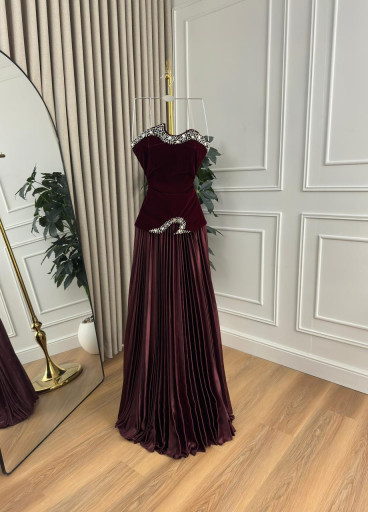 فستان Evelina المميز ✨ فستان Evelina المميز ✨