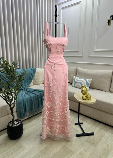 فستان Elora الراقي ✨